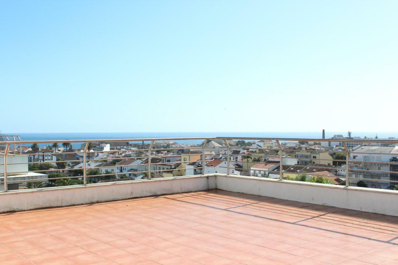 Ponta Delgada Penthouse City Center Apartment מראה חיצוני תמונה